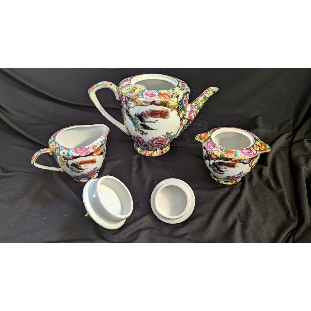 3 PIECE VINTAGE TEA SET. TEA POT, SUGAR CONTAINER AND CREAM. - Picture 4 of 5
